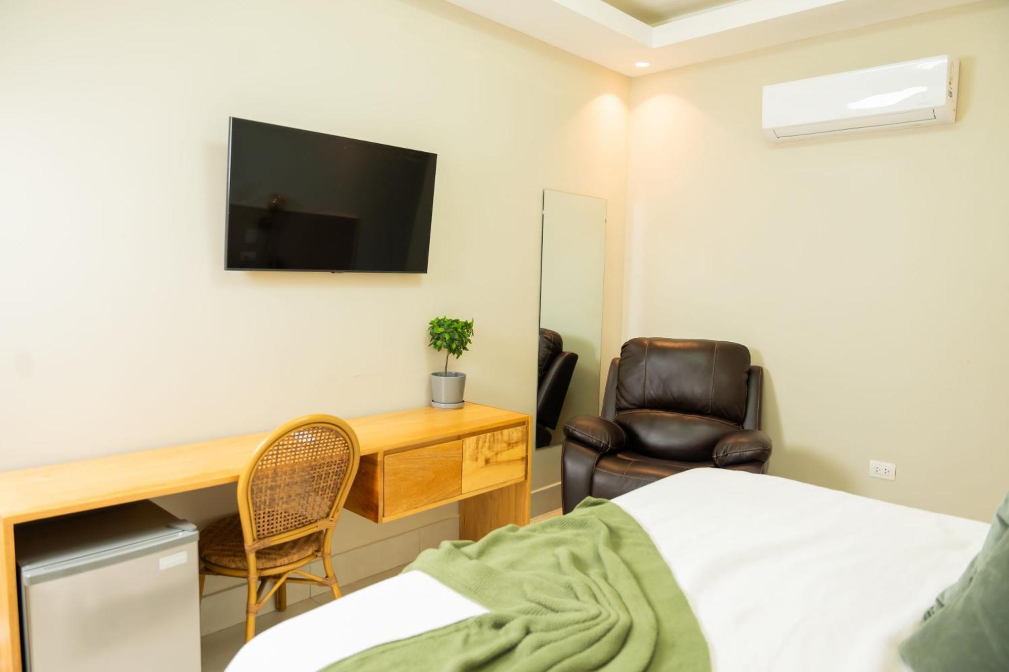 Hotel Stay Here Suites Санто-Домінго Екстер'єр фото