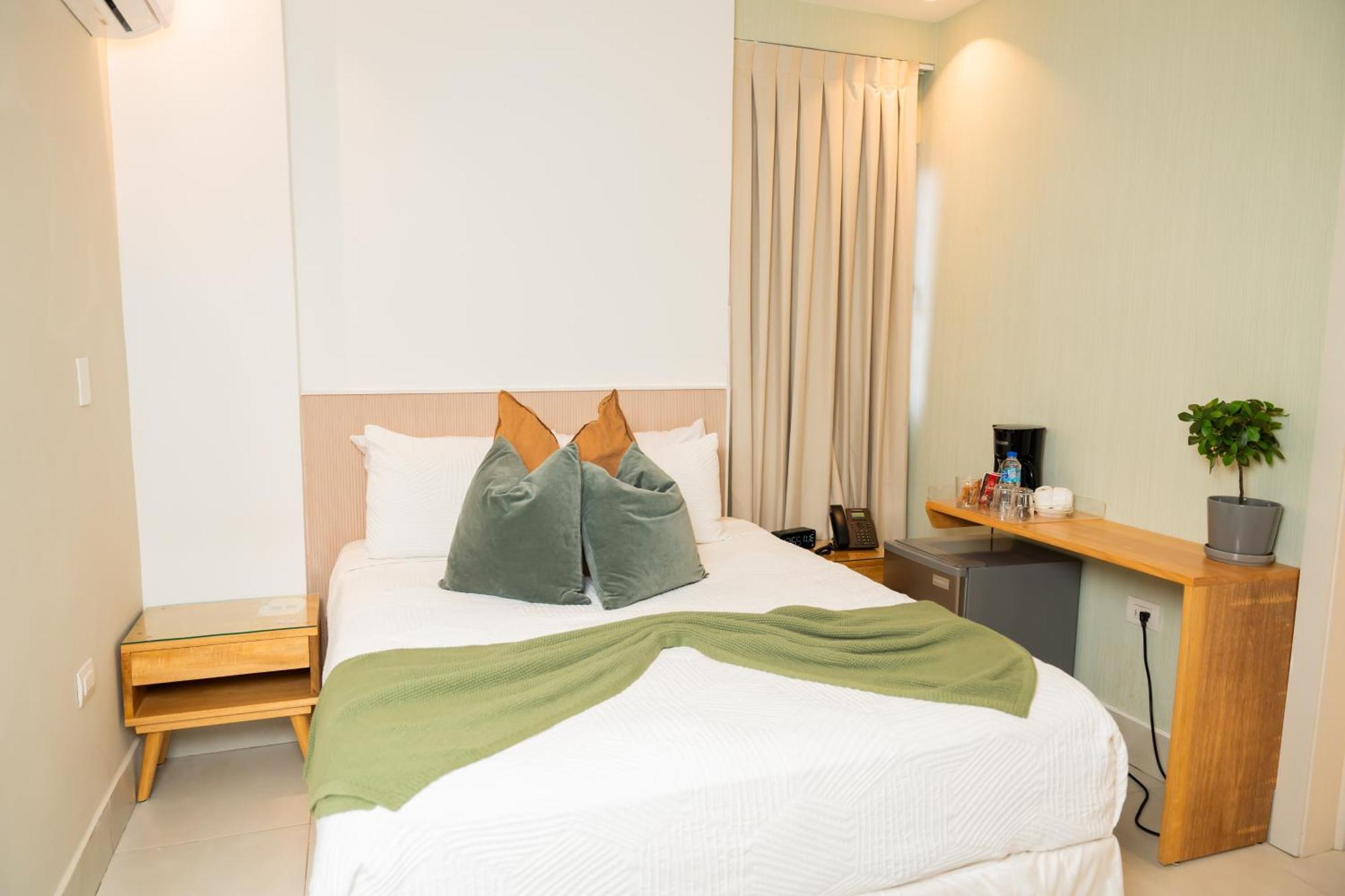 Hotel Stay Here Suites Санто-Домінго Екстер'єр фото